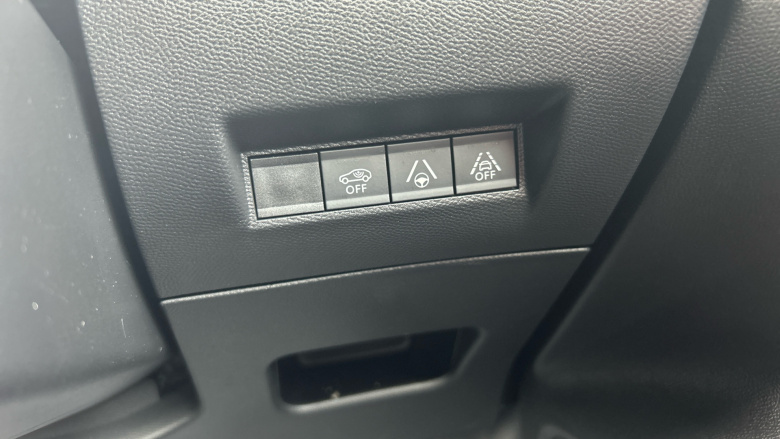 Peugeot 2008 100kW GT 50kWh 5dr Auto Electric Estate